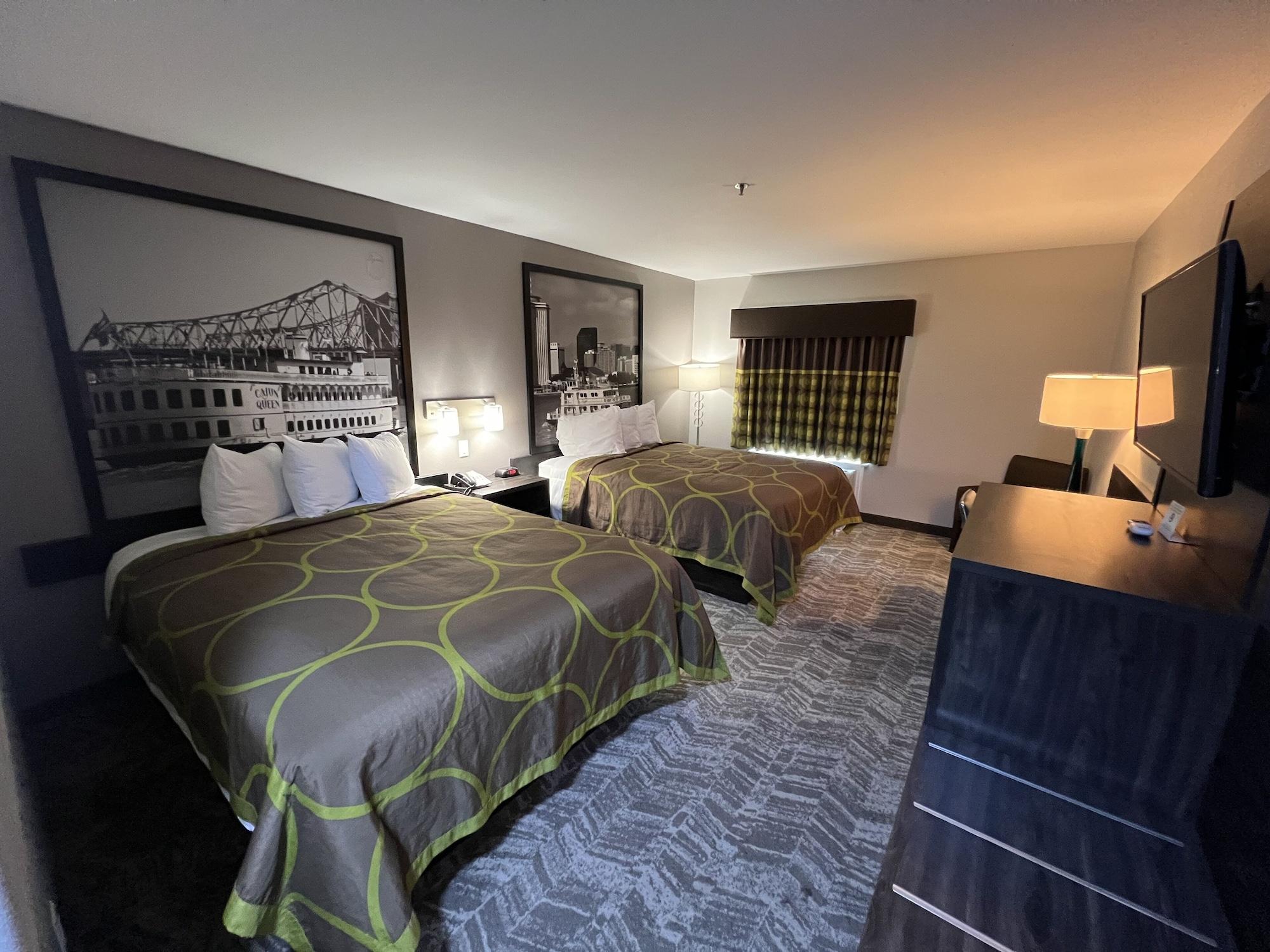 Super 8 By Wyndham Lake Charles/Sulphur Exterior photo